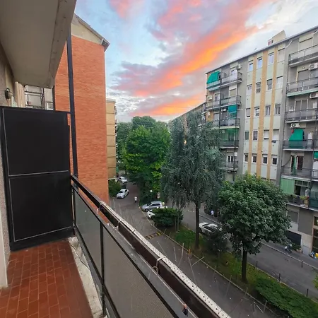 Διαμέρισμα Appartamento Milano Duomo-Porta Romana M3 *